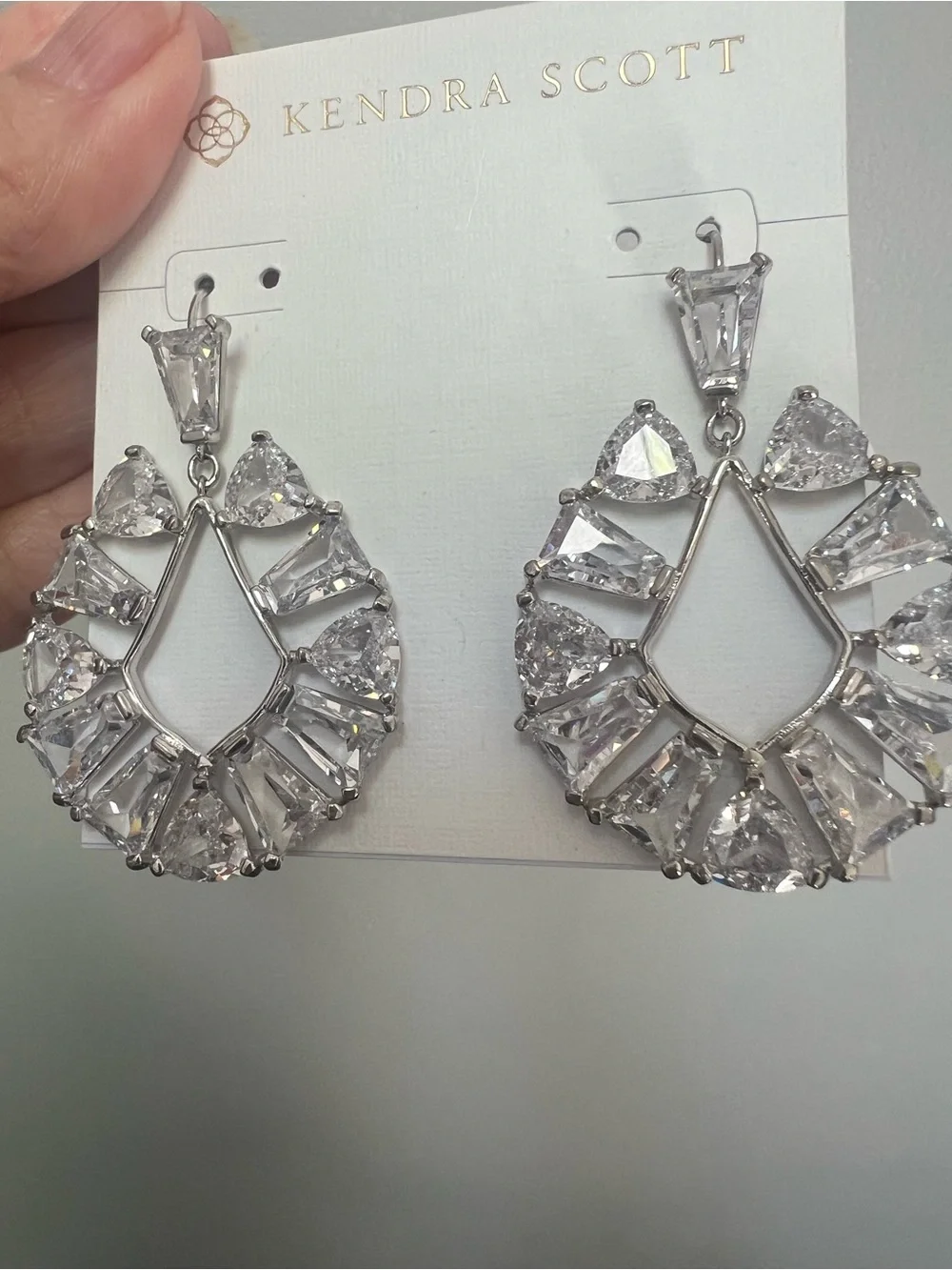 Kendra Scott HTF Blair earrings in clear crystal - Picture 4 of 5